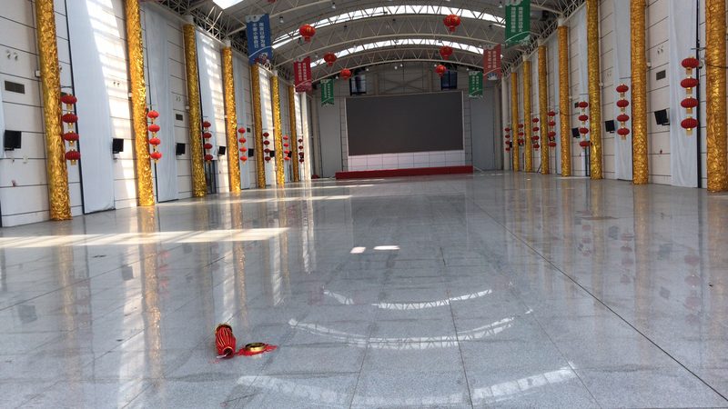 常见舞台灯光音响型号大全：揭秘舞台表演背后的技术奥秘